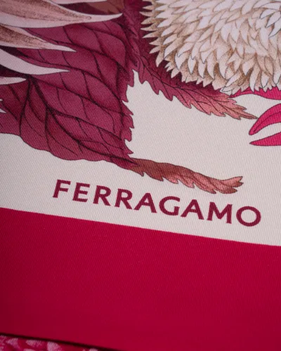 FERRAGAMO Scarf Fuxia