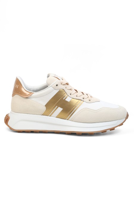 Shop HOGAN  Scarpa: Sneakers Hogan H641.
Tomaia in pelle scamosciata.
Inserti in tessuto tecnico.
Dettagli in pelle liscia.
H laterale con stampa dégradé.
Logo Hogan stampato sul retro.
Fussbett in memory foam.
Suola in gomma.
Indicazioni di cura e mantenimento incluse.
Custodia in tessuto inclusa.
Composizione: 100% Pelle.
Made in Italy.. HXW6410EV80SAA-0ES7BIANCO/ORO