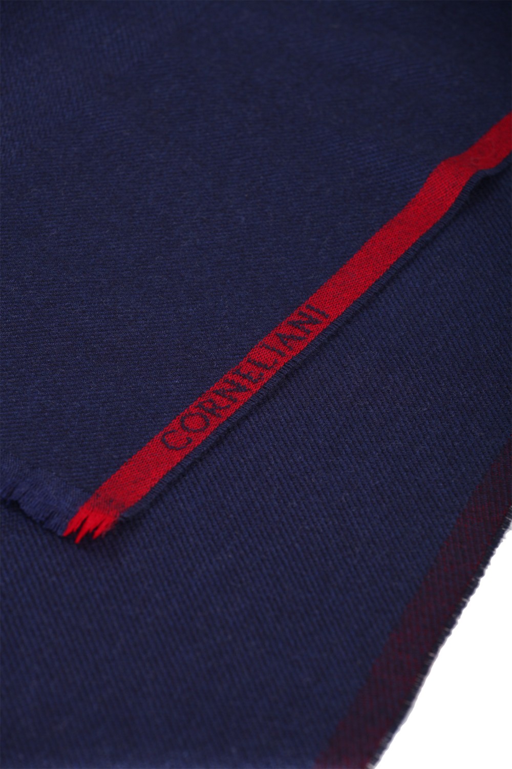 shop CORNELIANI  Sciarpa: Corneliani sciarpa blu in lana e cachemire.
Bordi sfrangiati.
Composizione: 80% lana 20% cachemire.
Dimensioni: 170 x 35 cm.
Made in Italy.. 86B389-0829015-001 number 1739887