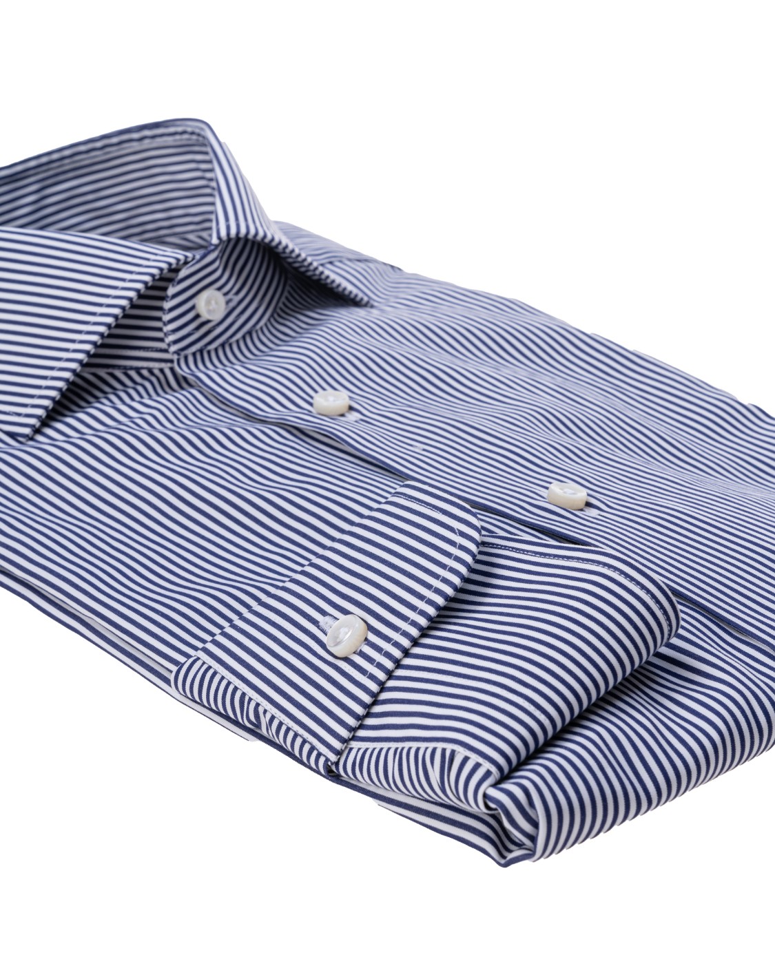 shop BARBA  Camicia: Barba camicia in cotone a righe sottili blu e bianche.
Bottoni in madre perla.
Slim fit.
Colletto alla francese.
Composizione: 100% cotone.
Fabbricato in Italia.. 30119-01 number 2535193