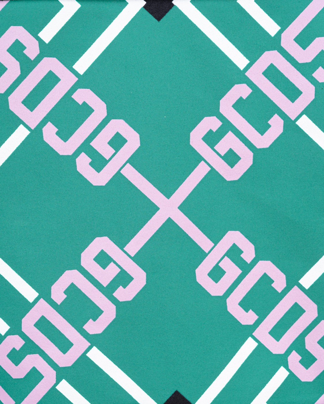 shop GCDS Saldi T-shirt: GCDS t-shirt in cotone.
Maniche corte.
Girocollo.
Logo tartan.
Composizione: 100% cotone.
Made in Italia.. AI22M130145-02 number 8587522