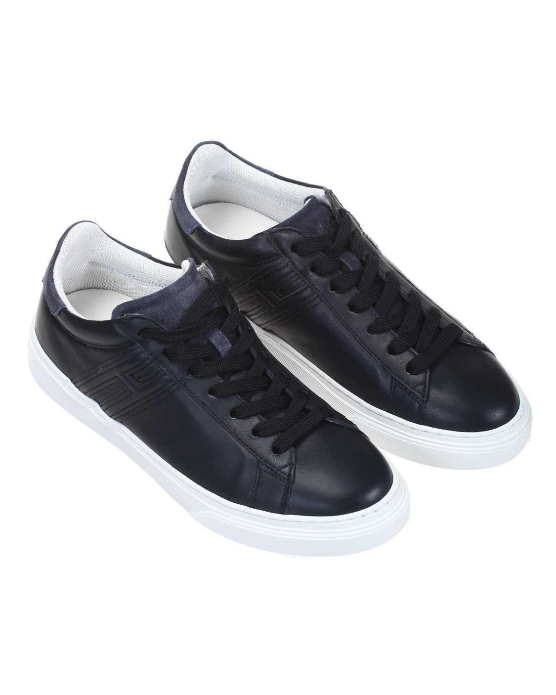 shop HOGAN Saldi Scarpe: Hogan Sneakers H365 blu.
Tomaia in pelle spazzolata.
H laterale.
Fussbett interno removibile 16 mm.
Suola in gomma.
Altezza totale 3,8 cm.
Indicazioni di cura e mantenimento incluse.
Custodia in tessuto inclusa.
Composizione: 100% Pelle.
Fabbricato in Italia.. HXM365OJ310N1M-5C92 number 6157061