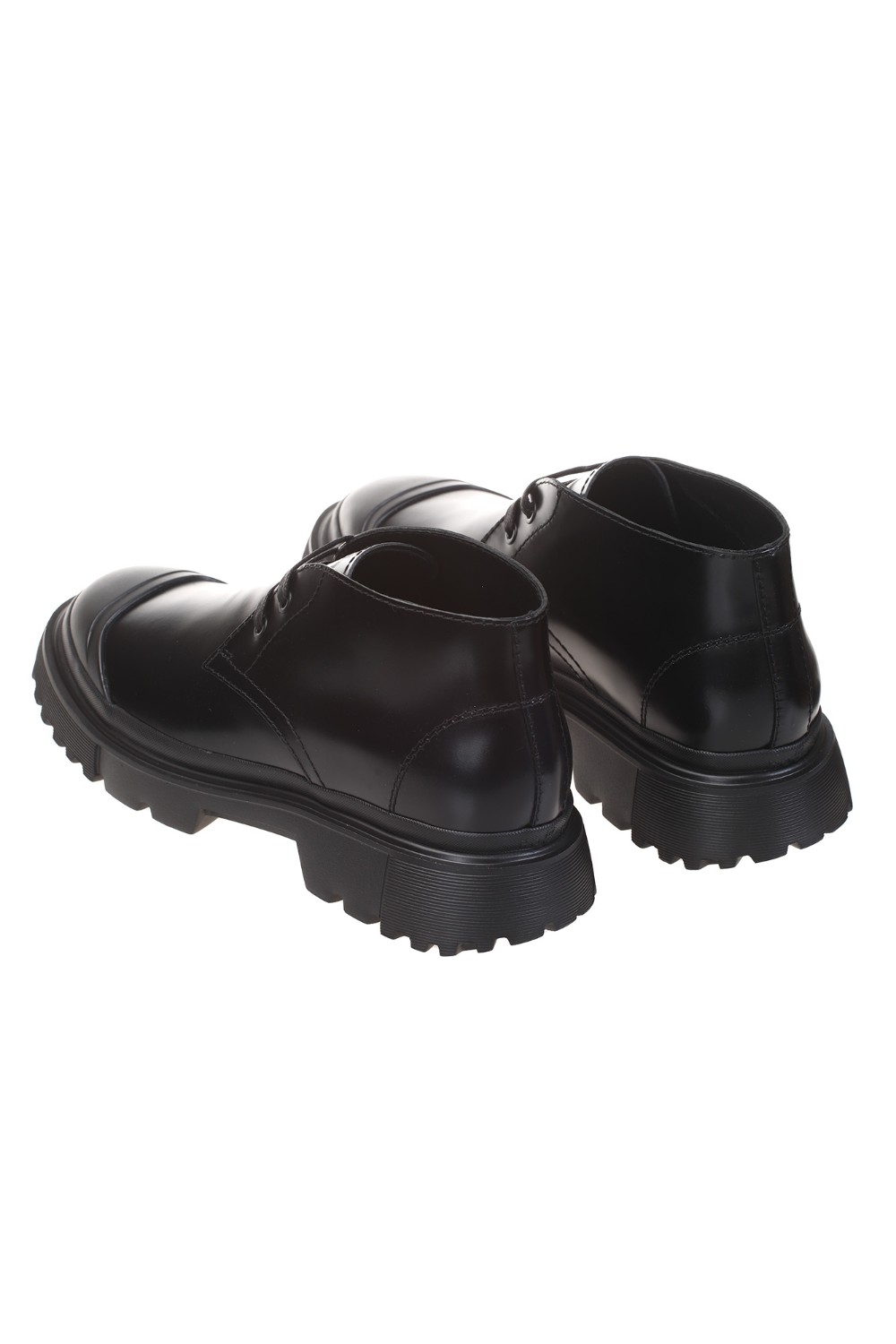 shop HOGAN Saldi Scarpe: Hogan Polacchino H619 Nero.
Tomaia in pelle abrasivata
Impunture a vista
Fussbett in memory foam
Suola in EVA
Indicazioni di cura e mantenimento incluse
Custodia in tessuto inclusa.
Composizione: 100% Pelle.
Fabbricato in Italia.. HXM6190EM107J7-B999 number 4946197