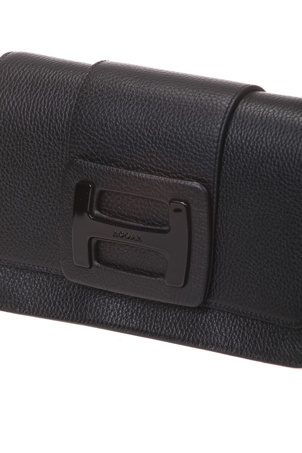 shop HOGAN  Borsa: Hogan borsa crossbody H-Bag in pelle martellata.
Fibbia monogramma H con logo Hogan.
Chiusura con patta e bottone magnetico.
Interno a soffietto con 2 scomparti.
Tasca interna.
Manico removibile.
Tracolla regolabile e removibile.
Indicazioni di cura e mantenimento incluse.
Custodia in tessuto inclusa.
Dimensioni: 23,5 x 15 x 10,5 cm.
Composizione: 100% pelle. 
Made in Italy.. KBW01MN0101RWH-B999 number 2843259