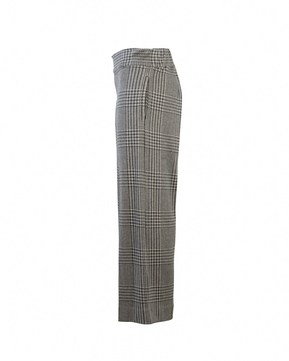 shop D.EXTERIOR Saldi Pantalone: D.Exterior pantaloni culotte.
Vita elasticizzata.
Vestibilità regolare.
Tasche laterali.
Composizione: 50% Cotone 41% Viscosa 8% Poliammide
Fabbricato in Italia.. 57721-4 number 6743176