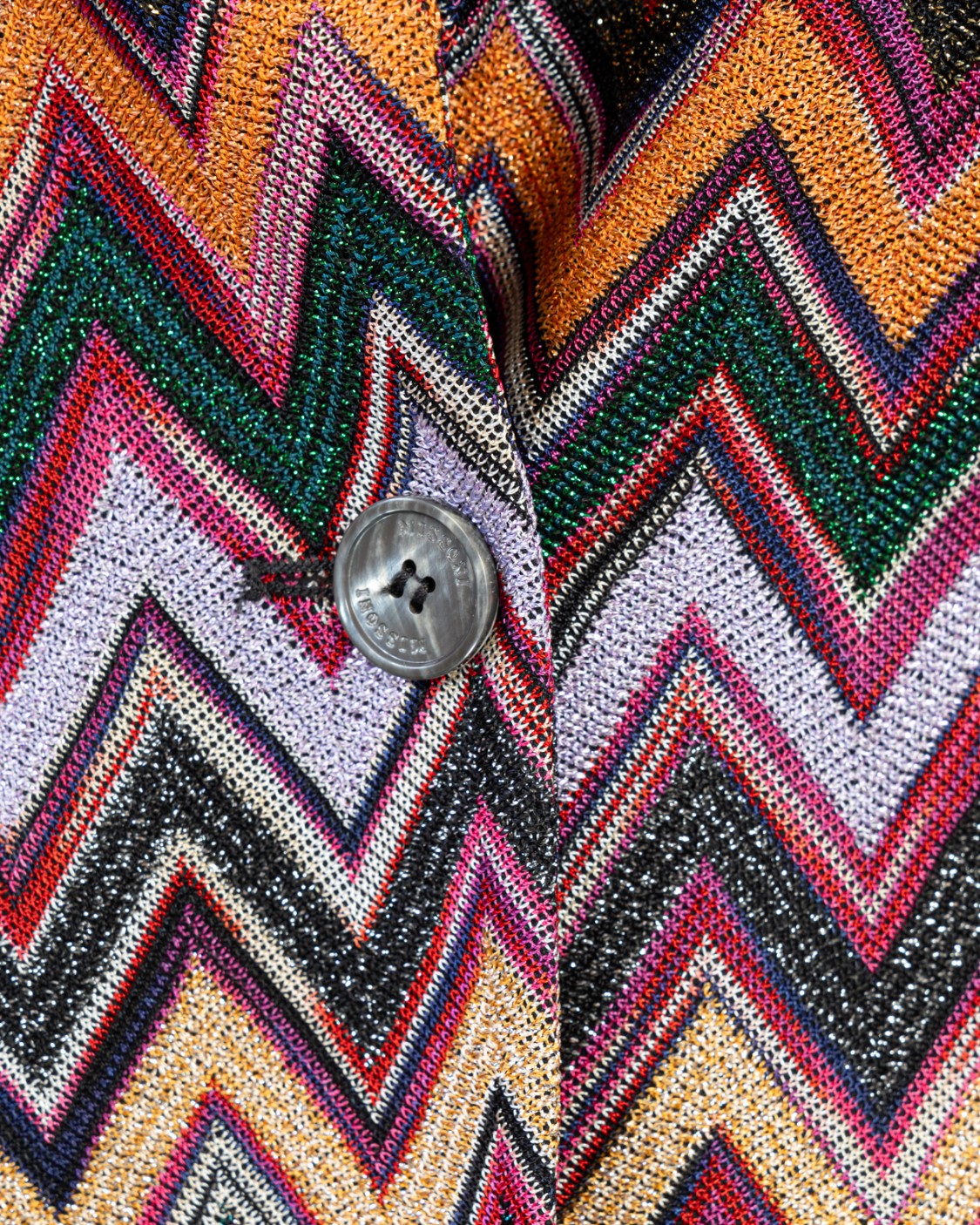 shop MISSONI  Giacca: Missoni giacca motivo chevron.
Giacca a due bottoni.
Revers.
presenta tasche a toppa.
Spacco.
Composizione: 88% Viscosa 12% Cupro.
Fabbricato in Italia.. DS23WF04BR00OY-SM8WJ number 8020691