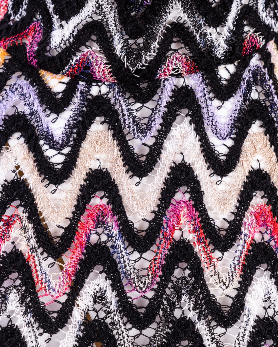 shop MISSONI Saldi Lupetto: Missoni lupetto.
Lavorato a maglia.
Maglia leggera.
Collo alto.
Maniche lunghe.
Composizione: 55% Lana 45% Viscosa.
Fabbricato in Italia.. DS23WN1DBR00P3-SM8WE number 5374487