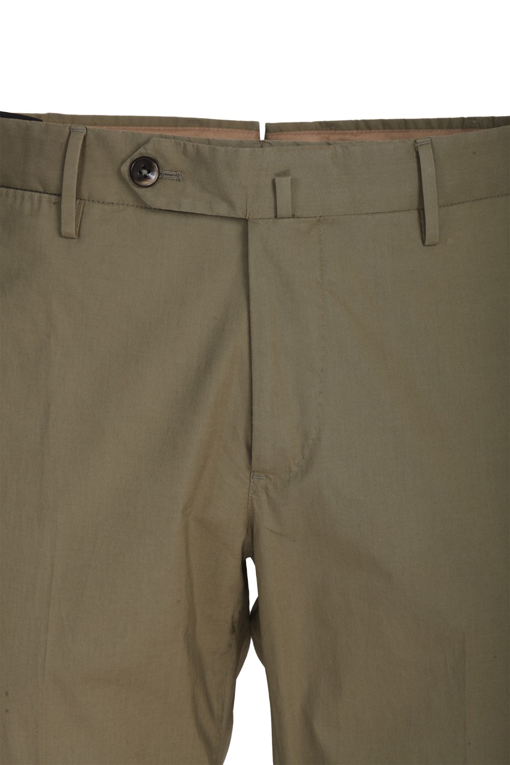 shop PT01 Saldi Pantalone: PT 01 pantalone verde in cotone.
Vestibilità superslim.
Tasche frontali oblique, chiusura con zip.
98 % cotone 2% elastan. BP23-0445 number 2317340