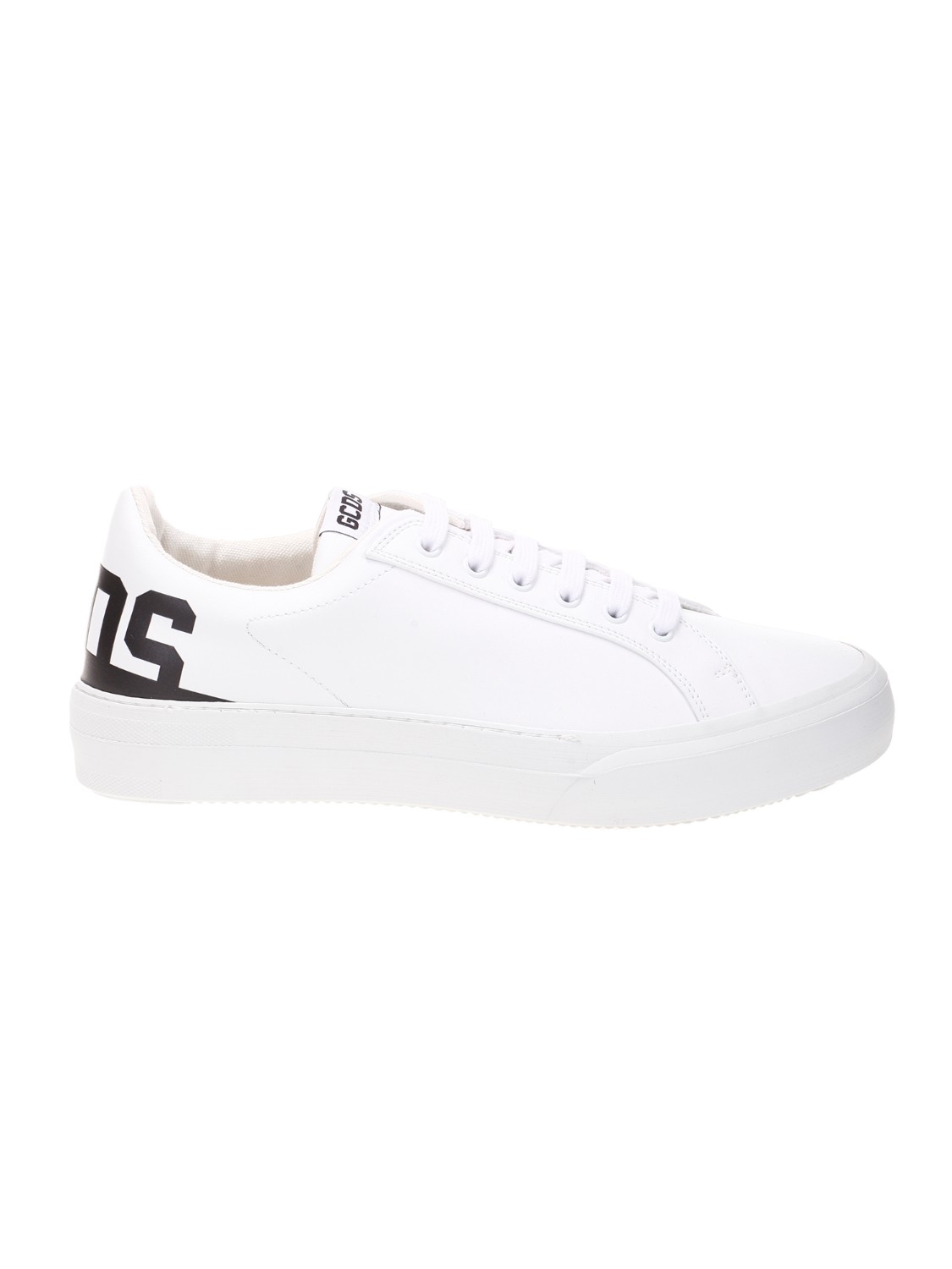 shop GCDS Saldi Sneakers: GCDS sneakers in finta pelle.
Logo GCDS a contrasto di colore.
Suola in gomma.
Lacci tono su tono.
Suola: 100% gomma
Made in Italy.. SS22M460020-02 number 8683450