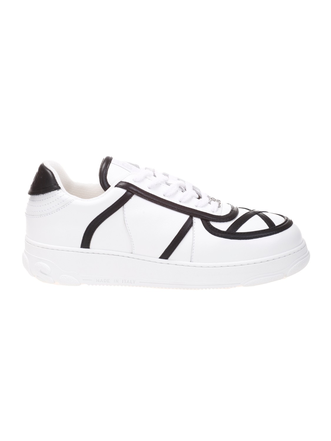 shop GCDS Saldi Sneakers: GCDS sneakers in finta pelle.
La tomaia presenta profili a contrasto di colore.
Suola in gomma.
Logo GCDS in metallo.
Lacci tono su tono.
Suola: 100% gomma
Made in Italy.. SS22M460040-01 number 6065128