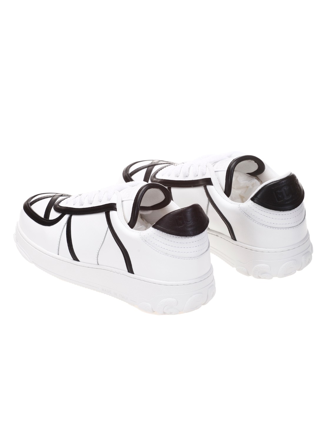 shop GCDS Saldi Sneakers: GCDS sneakers in finta pelle.
La tomaia presenta profili a contrasto di colore.
Suola in gomma.
Logo GCDS in metallo.
Lacci tono su tono.
Suola: 100% gomma
Made in Italy.. SS22M460040-01 number 6065128