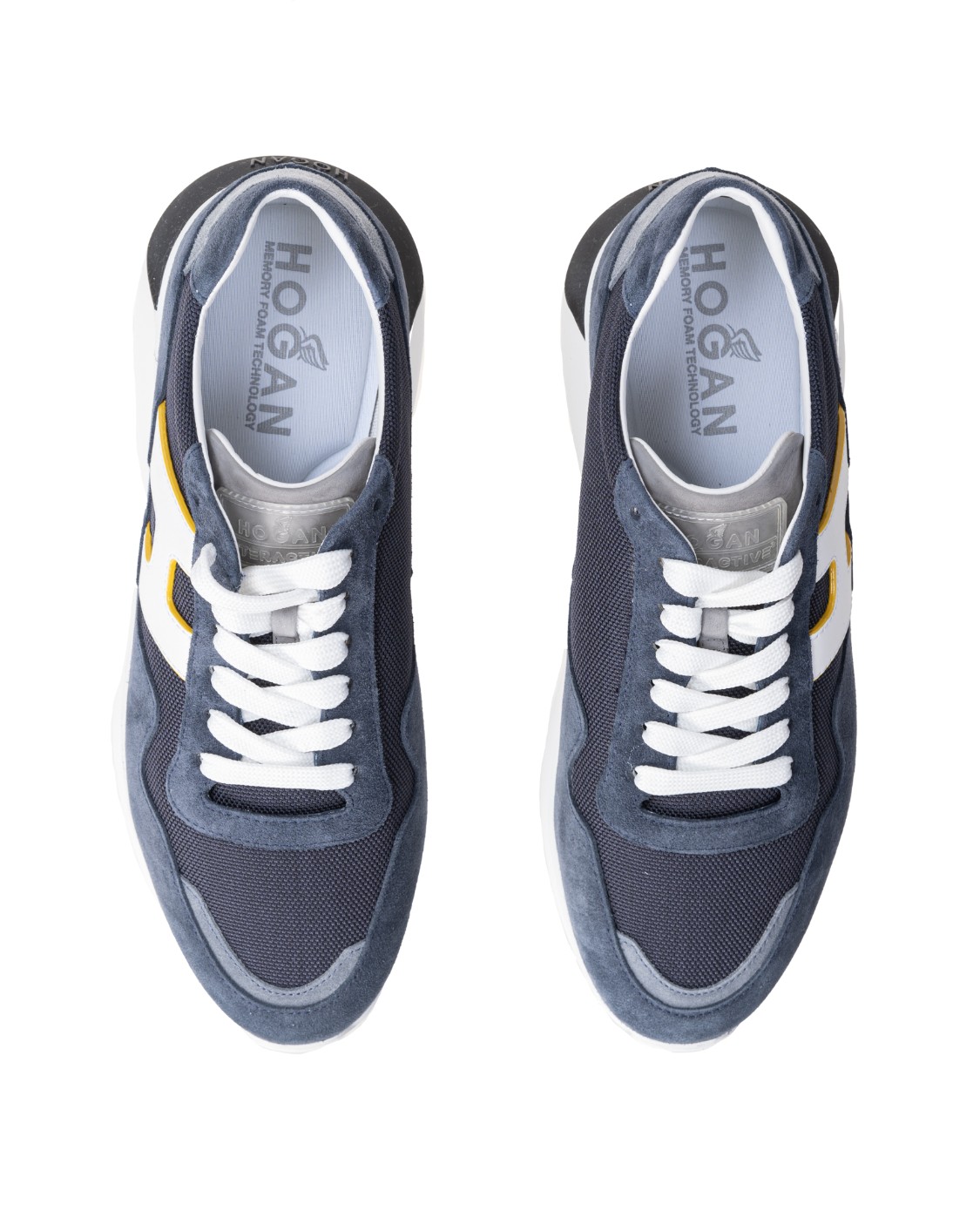 shop HOGAN Saldi Sneakers: Hogan sneakers Interactive³ blu.
Tomaia in suede.
Inserti in tessuto tecnico.
Dettagli in nabuk.
H laterale in pelle gommata.
Fussbett in memory foam.
Suola in gomma.
Custodia in tessuto inclusa.
Fabbricato in Italia.. HXM3710EG30R5X-9ZXX number 2931918