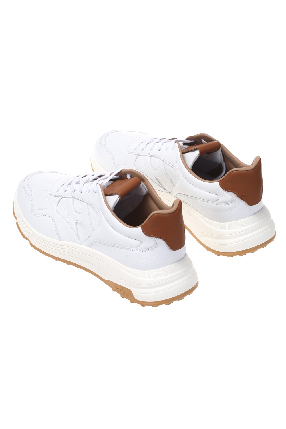 shop HOGAN Saldi Sneakers: Hogan Hyperlight in pelle.
Tomaia in nappa.
Dettagli in cuoio.
H laterale.
Impunture a vista.
Fussbett in memory foam.
Suola in gomma.
Indicazioni di cura e mantenimento incluse.
Custodia in tessuto inclusa.
Composizione: 100% pelle.
Made in Italy.. HXM5630EC00064-6P08 number 6328794