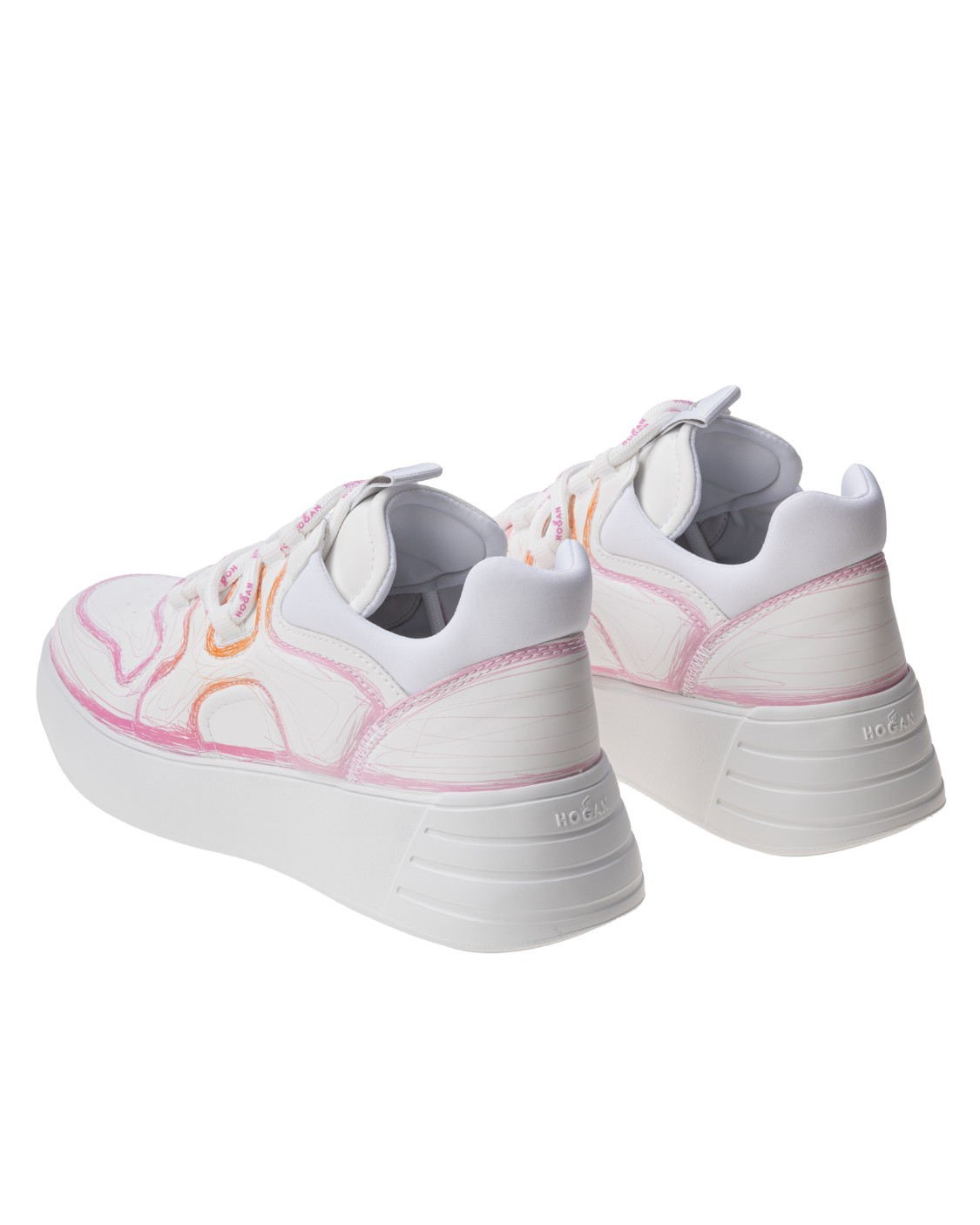 shop HOGAN Saldi Sneakers: Hogan Rebel bianca in pelle.
Dettagli in tessuto effetto scuba.
H laterale ondulata.
Righe effetto sketch.
Fussbett in memory foam.
Suola in gomma.
Altezza percepita 5 cm.
Indicazioni di cura e mantenimento incluse.
Custodia in tessuto inclusa.
Tomaia in tessuto effetto acqua (69% poliuretano, 31% poliestere).
Made in Italy.. HXW5620DZ90R0Y-B001 number 5260542