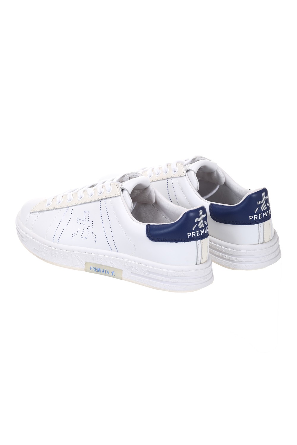 shop PREMIATA Saldi Scarpe: Premiata sneakers Russell in pelle di vitello.
Altezza suola 3 cm.
Dettaglio centrale PREMIATA.
Logo Premiata traforato.
Applicazione sul tallone a contrasto.
Composizione: 100% pelle di vitello.
Composizione suola: 95% gomma 5% tpu.
Made in Vietnam.. RUSSELL-6274 number 8646445