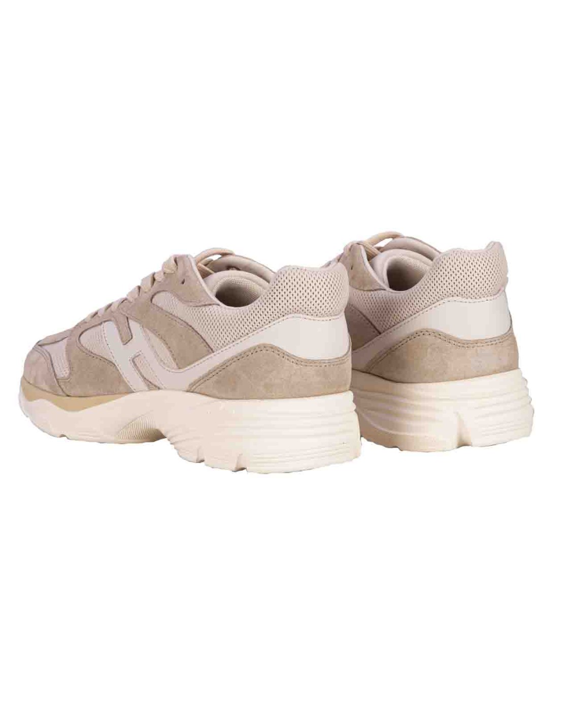 shop HOGAN Saldi Sneakers: Sneakers Hogan H665.
Tomaia in pelle scamosciata.
Inserti in pelle liscia.
Lavorazione traforata e punzonata.
H laterale.
Fussbett in memory foam.
Suola in EVA.
Costruzione Strobel.
Indicazioni di cura e mantenimento incluse.
Custodia in tessuto inclusa.
Include un paio di lacci aggiuntivi.
Fabbricato in Italia.. HXM6650FJ10QBL-0RR9 number 9073611